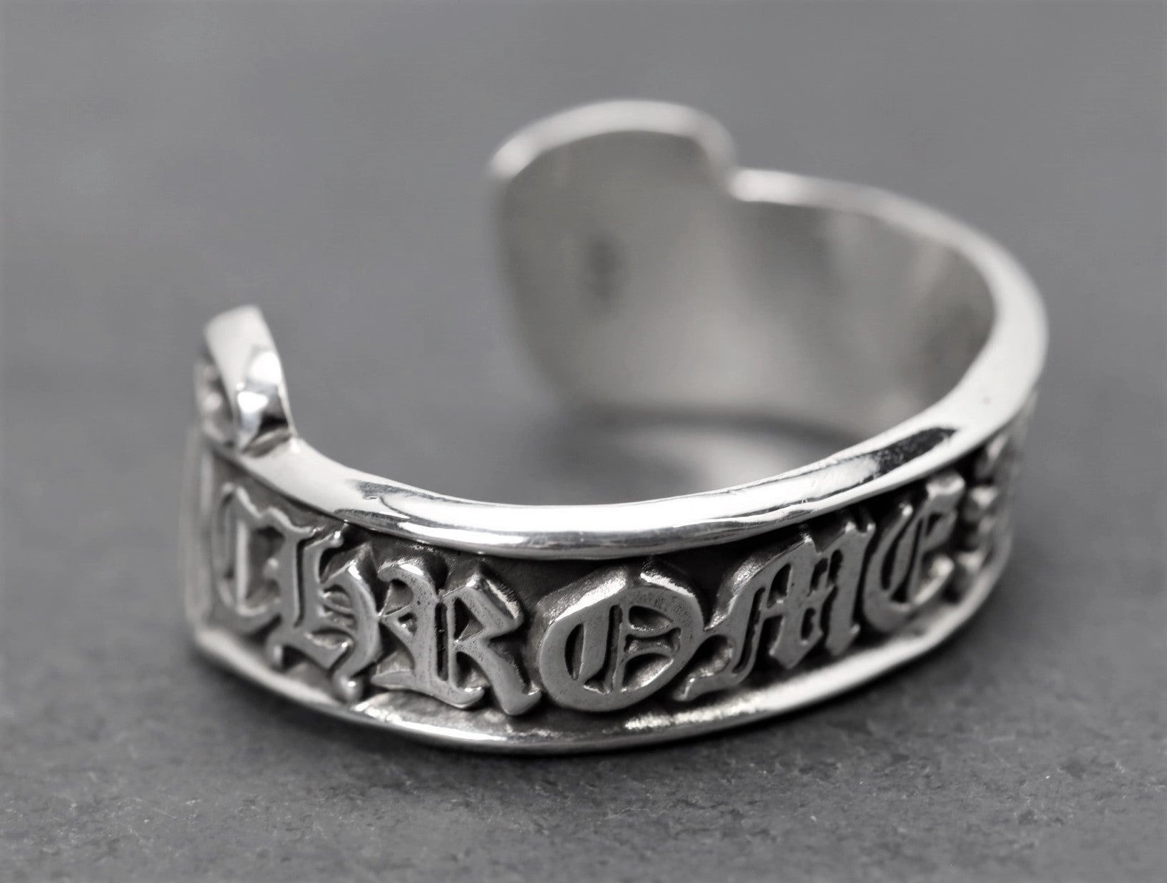 Chrome hearts scroll label on sale ring