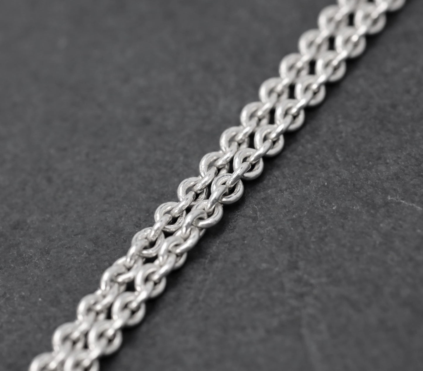 NE Chain Necklace