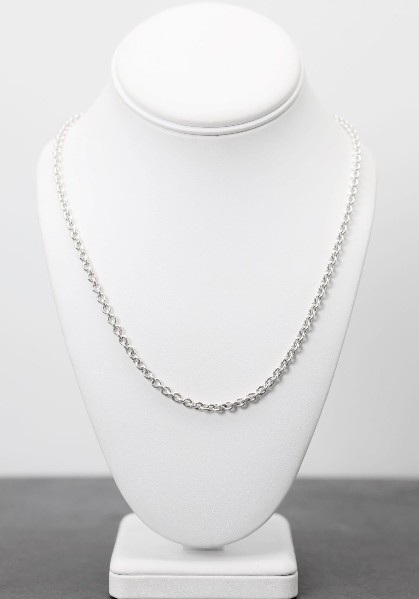 NE Chain Necklace