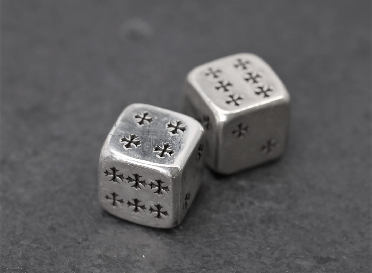 Dice Pair